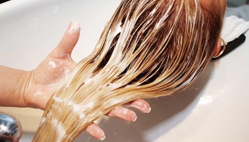 Clip In Hair Extensions: A Step-by-Step Guide 2 Cleaning Clip-In Extensions